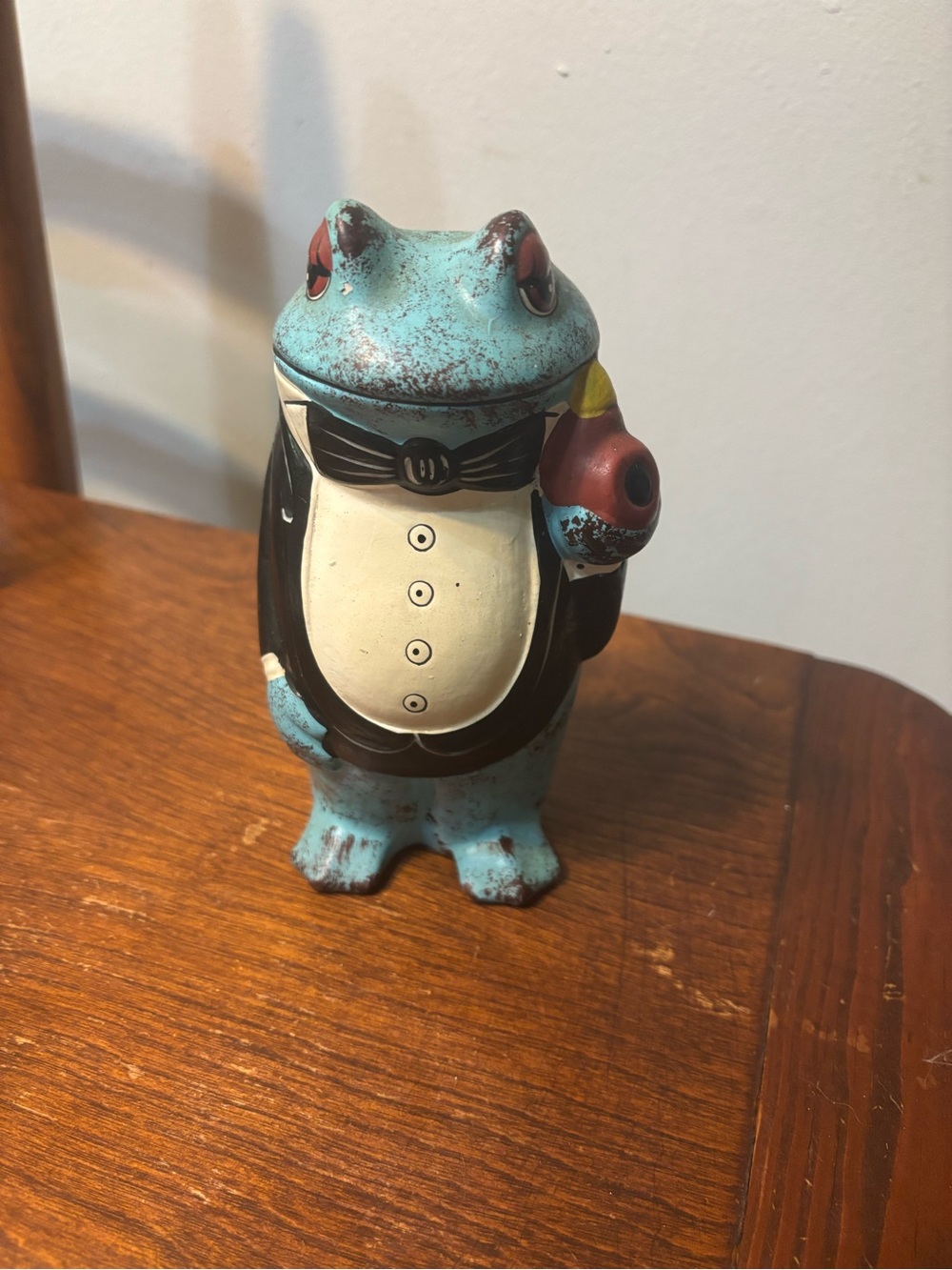Vintage Norleans Japan "Dapper Frog" coin bank.